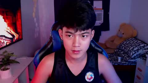 Snapshot of xaldrian_destroyer chatting on February 2025 08:55:02 AM Prince Aldrian online show from February 2025 08:55:02 AM