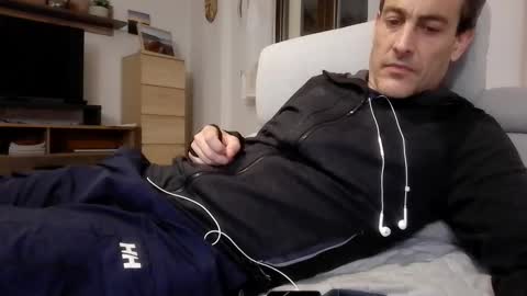 Snapshot of xalegarmax chatting on May 2026 09:20:01 PM xalegarmax online show from May 2026 09:20:01 PM