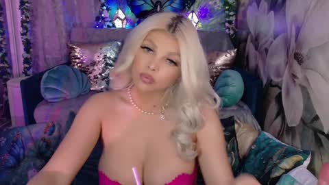 Snapshot of xalexax chatting on February 2025 07:59:02 PM sooo hey im Sperm Mystik from Fuckistan i want you full my all holes bcs i have penis fever online show from February 2025 07:59:02 PM