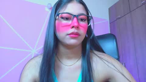 XALLYSONX online show from April 2026 11:37:01 AM