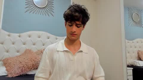 xam_collen online show from November 2025 03:34:01 PM