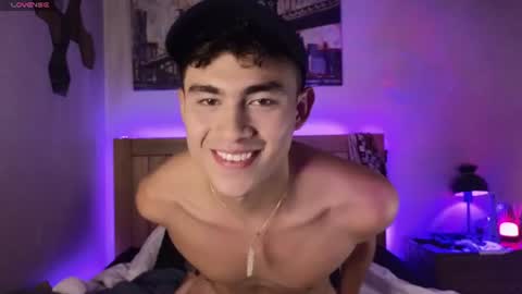 Xander Cardona online show from June 2026 04:17:02 AM