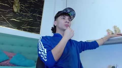 xandergrey8 online show from March 2026 12:41:01 PM