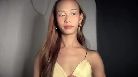 Cassandra online show from December 2025 12:16:02 AM