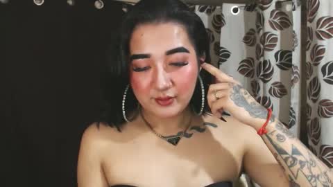 Snapshot of xasianempressx chatting on January 2025 11:24:01 PM Nira NOT INTO CHEAP GUYS online show from January 2025 11:24:01 PM