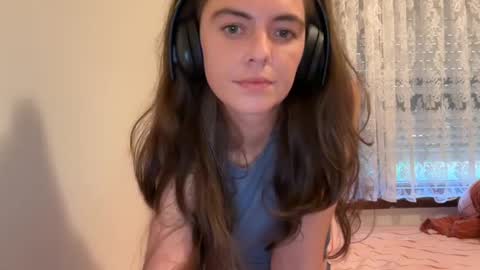 xcharliehoneyx online show from July 2026 08:53:02 AM