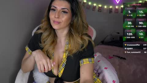 Snapshot of xclusivesecrets chatting on February 2025 01:08:02 PM spoil me here online show from February 2025 01:08:02 PM