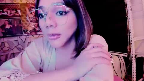 Snapshot of xdirtymistressx chatting on November 2025 06:12:01 PM XDirtymistressX online show from November 2025 06:12:01 PM