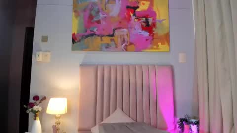 Xena Revelo online show from February 2026 01:23:01 AM