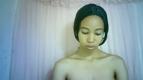 Snapshot of xenna610827 chatting on January 2025 04:15:02 AM xenna610827 online show from January 2025 04:15:02 AM