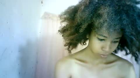 Snapshot of xenna610827 chatting on February 2025 04:26:02 AM xenna610827 online show from February 2025 04:26:02 AM