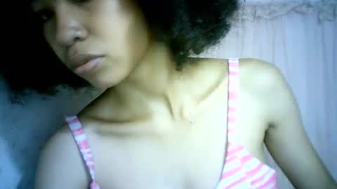 Snapshot of xenna610827 chatting on February 2025 04:04:01 PM xenna610827 online show from February 2025 04:04:01 PM