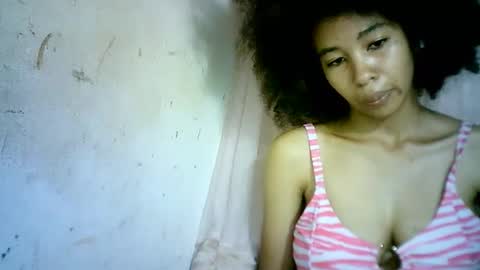 Snapshot of xenna610827 chatting on February 2025 07:05:02 PM xenna610827 online show from February 2025 07:05:02 PM