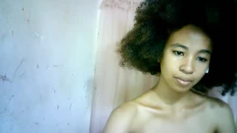 Snapshot of xenna610827 chatting on February 2025 04:56:02 PM xenna610827 online show from February 2025 04:56:02 PM