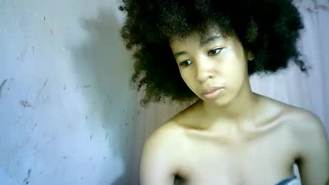 Snapshot of xenna610827 chatting on February 2025 03:46:01 PM xenna610827 online show from February 2025 03:46:01 PM