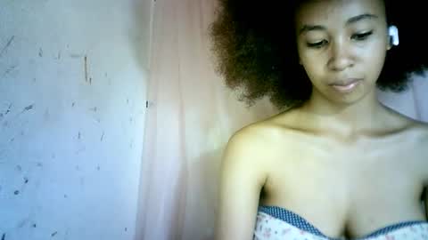 Snapshot of xenna610827 chatting on February 2025 12:49:02 PM xenna610827 online show from February 2025 12:49:02 PM