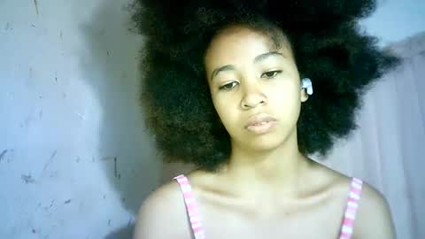 Snapshot of xenna610827 chatting on February 2025 05:40:02 PM xenna610827 online show from February 2025 05:40:02 PM