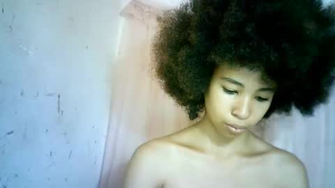 Snapshot of xenna610827 chatting on February 2025 09:33:01 AM xenna610827 online show from February 2025 09:33:01 AM