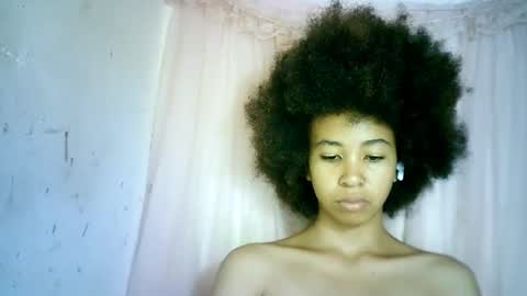 Snapshot of xenna610827 chatting on February 2025 07:28:02 PM xenna610827 online show from February 2025 07:28:02 PM