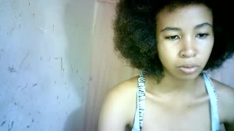 Snapshot of xenna610827 chatting on February 2025 07:15:02 PM xenna610827 online show from February 2025 07:15:02 PM