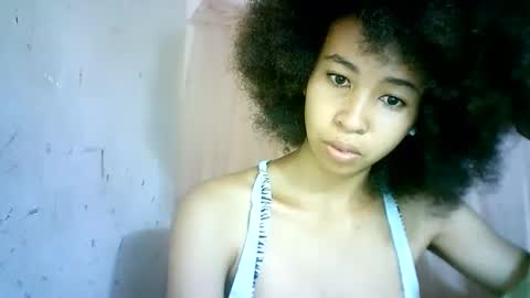 Snapshot of xenna610827 chatting on February 2025 10:20:01 PM xenna610827 online show from February 2025 10:20:01 PM