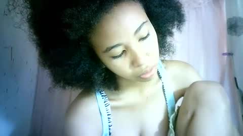 Snapshot of xenna610827 chatting on February 2025 08:20:01 AM xenna610827 online show from February 2025 08:20:01 AM