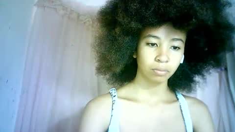 Snapshot of xenna610827 chatting on March 2025 03:20:01 PM xenna610827 online show from March 2025 03:20:01 PM