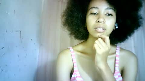 Snapshot of xenna610827 chatting on March 2025 06:50:01 PM xenna610827 online show from March 2025 06:50:01 PM