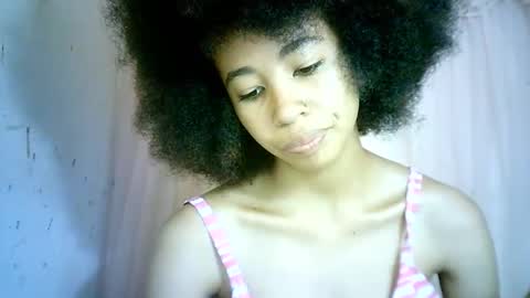 Snapshot of xenna610827 chatting on March 2025 12:44:02 PM xenna610827 online show from March 2025 12:44:02 PM