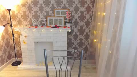 Snapshot of xeva_angelx chatting on February 2026 05:52:01 AM Xeva Angels online show from February 2026 05:52:01 AM