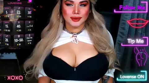 Snapshot of xhugeharleyselfsuckerx chatting on October 2025 05:19:01 AM xHUGECOCKTILLCUMX online show from October 2025 05:19:01 AM