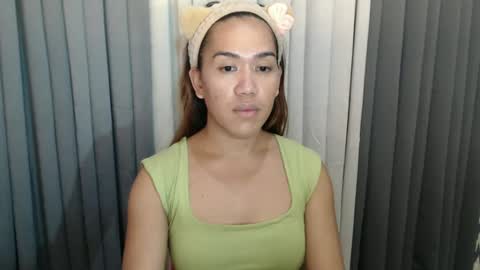 GWEN THOMPSON .......   online show from January 2025 09:36:02 AM