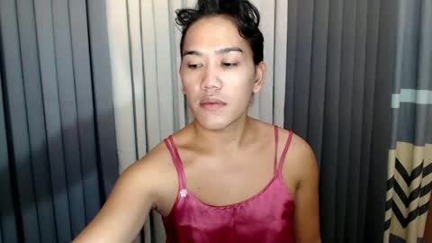 GWEN THOMPSON .......   online show from February 2025 08:02:02 AM