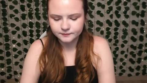 Lina online show from January 2025 04:09:01 AM