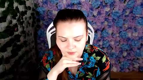 Lina online show from October 2025 05:08:01 AM