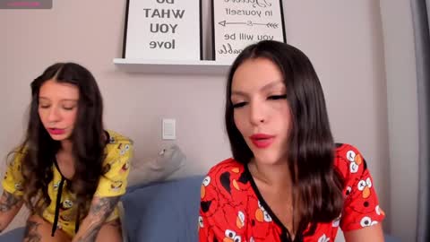 Snapshot of ximelopez1 chatting on November 2025 08:55:01 PM XIMENA LOPEZ online show from November 2025 08:55:01 PM