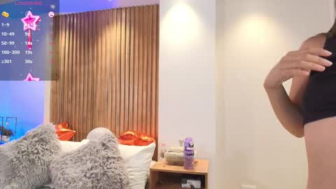 Snapshot of ximelopez1 chatting on February 2026 03:52:02 PM XIMENA LOPEZ online show from February 2026 03:52:02 PM