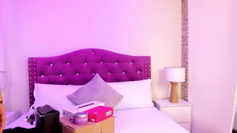 Xime  online show from October 2025 03:18:02 AM