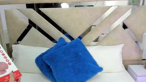 Snapshot of ximena_vasquez8 chatting on January 2026 03:08:02 AM Xime online show from January 2026 03:08:02 AM