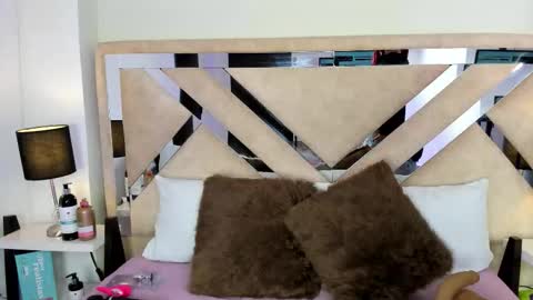 Snapshot of ximena_vasquez8 chatting on March 2026 03:08:01 AM Xime online show from March 2026 03:08:01 AM