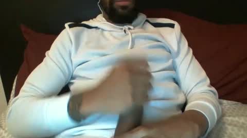 Snapshot of xjonathanxgx chatting on March 2025 06:10:01 AM OmgItsSoFuckingBig online show from March 2025 06:10:01 AM