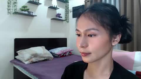 Snapshot of xlovely_destinyx chatting on May 2026 07:44:01 PM Alice online show from May 2026 07:44:01 PM