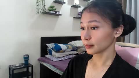 Snapshot of xlovely_destinyx chatting on May 2026 10:45:02 AM Alice online show from May 2026 10:45:02 AM