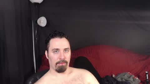 Snapshot of xmetalstudx chatting on January 2025 12:43:02 AM MetalstudMaster online show from January 2025 12:43:02 AM