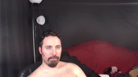 Snapshot of xmetalstudx chatting on February 2025 04:09:02 AM MetalstudMaster online show from February 2025 04:09:02 AM
