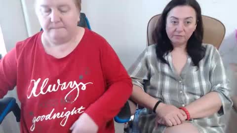 XMollyJaneX online show from November 2025 09:52:02 AM