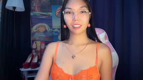 Snapshot of xmonica_cummerx chatting on December 2024 07:28:01 AM Sweet Monica online show from December 2024 07:28:01 AM