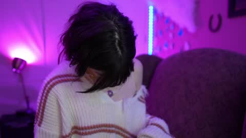 Bella Bondai online show from January 2025 01:51:02 PM