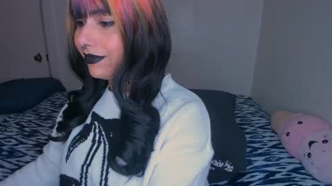 Snapshot of xocurvyrae chatting on February 2025 02:20:02 AM Rae online show from February 2025 02:20:02 AM