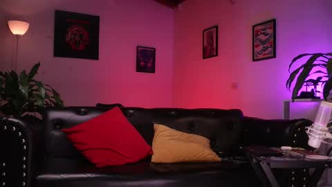 Snapshot of xomega_02 chatting on March 2025 04:19:01 AM online show from March 2025 04:19:01 AM